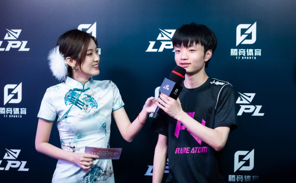 任过小球童 任过小球童